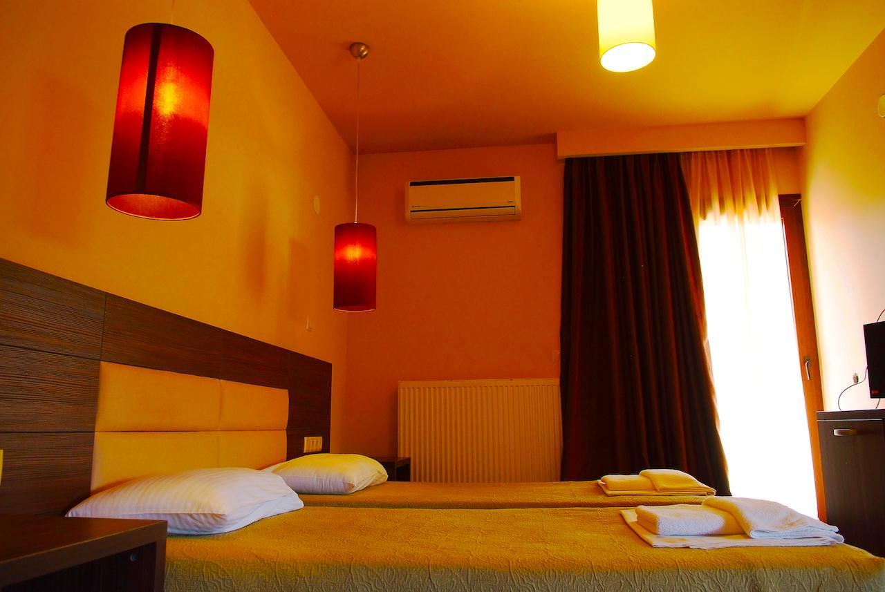 Plotini Hotel Dhidhimotikhon Habitación foto