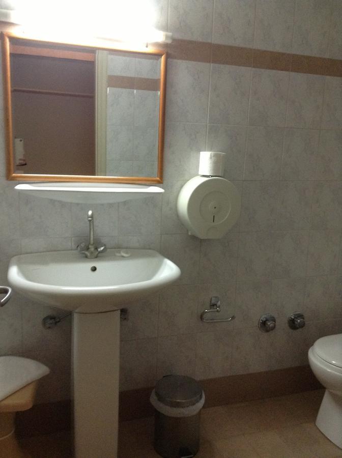 Plotini Hotel Dhidhimotikhon Habitación foto